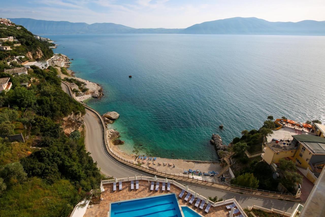 Toto Hotel & Apartments Radhimë 외부 사진