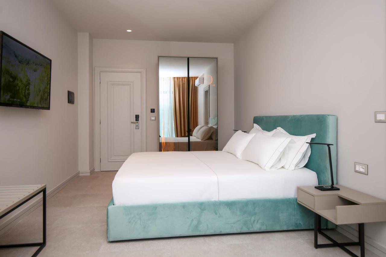 Toto Hotel & Apartments Radhimë 외부 사진