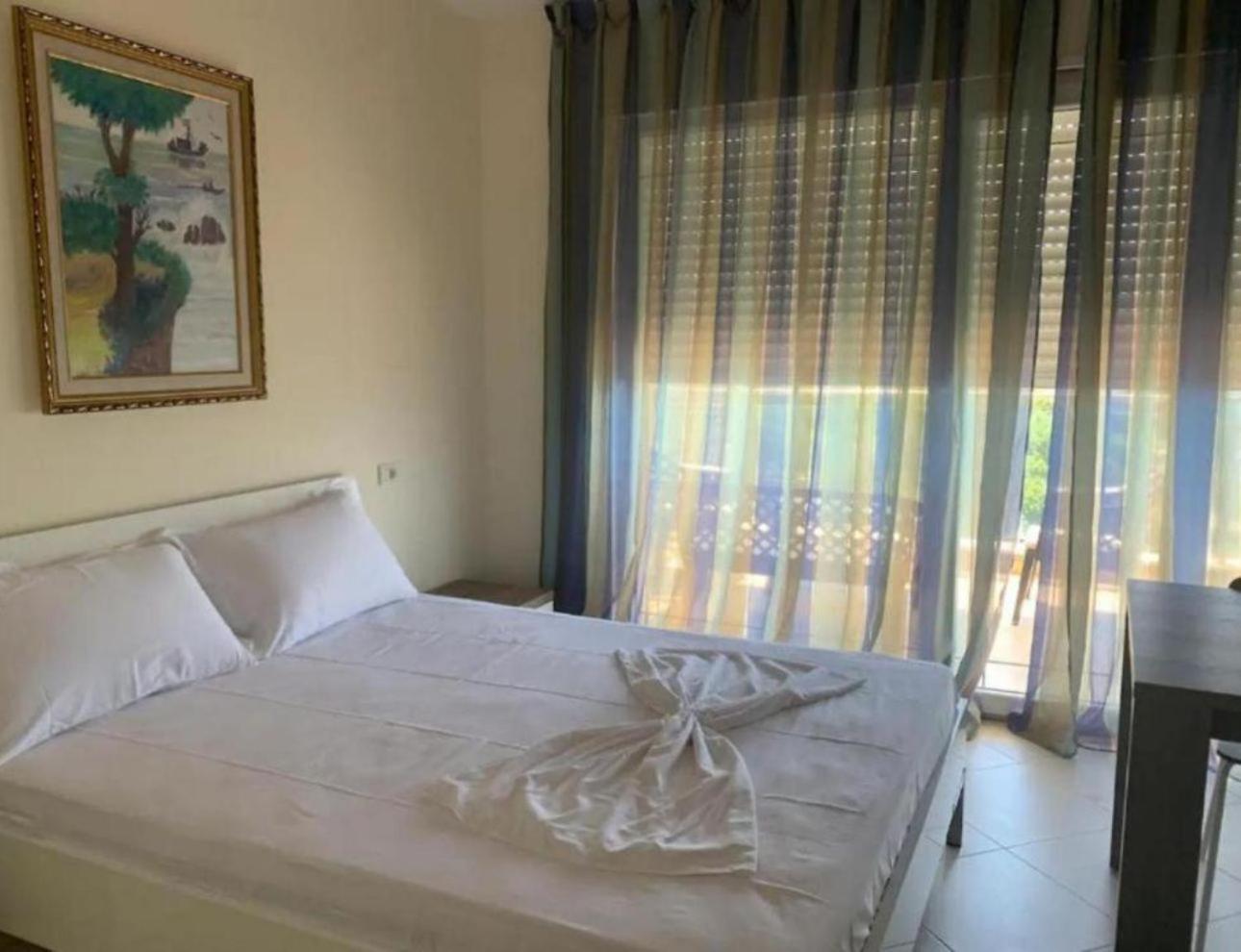 Toto Hotel & Apartments Radhimë 외부 사진