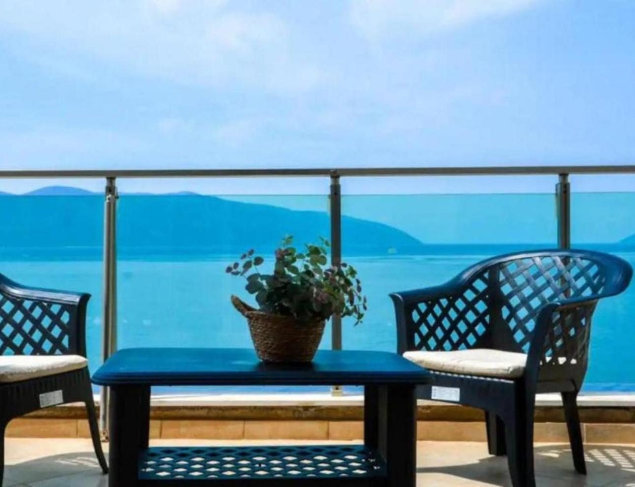 Toto Hotel & Apartments Radhimë 외부 사진